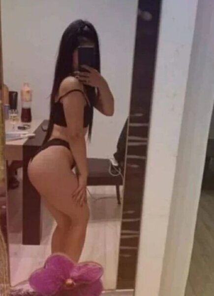 Doar deplasari ofer si party